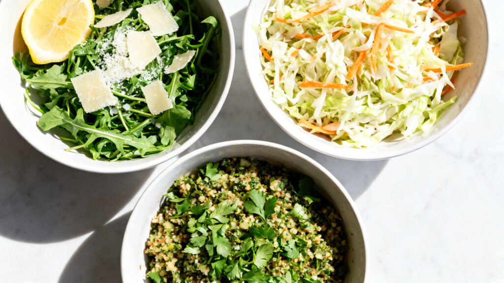 Salades pour pierrade roquette, coleslaw et taboulé